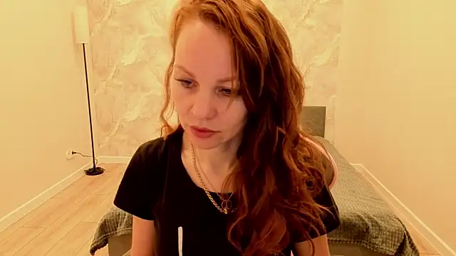 Margo Kelly online show from May 12, 1:03 am
