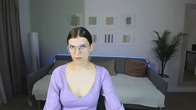 AnnaThorne online show from May 12, 4:20 am