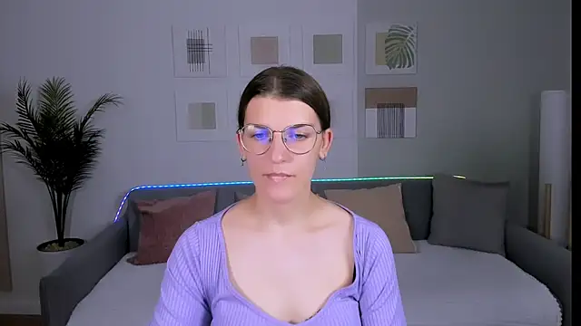 AnnaThorne online show from May 15, 10:44 am