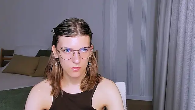 AnnaThorne online show from May 22, 4:41 am