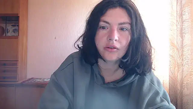 AlinaxJames online show from May 12, 8:11 am