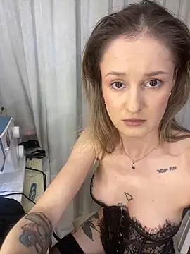Snapshot of RosaBlossome chatting on April 26, 5:54 pm RosaBlossome online show from April 26, 5:54 pm