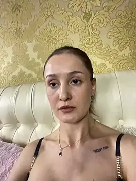 Snapshot of RosaBlossome chatting on May 10, 5:51 pm RosaBlossome online show from May 10, 5:51 pm
