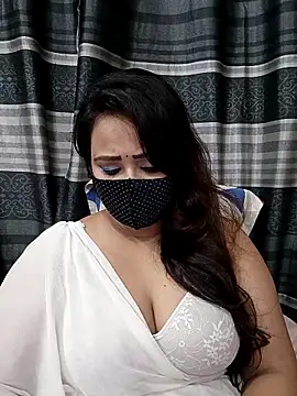 Snapshot of anonna7804 chatting on April 30, 8:57 pm anonna7804 online show from April 30, 8:57 pm