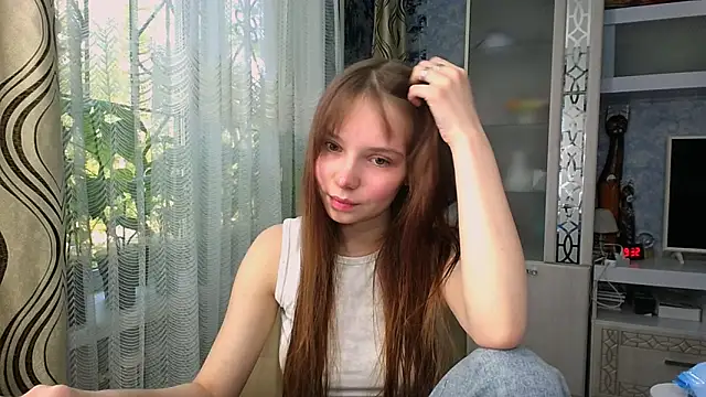 Princess Mira online show from May 18, 2:23 pm