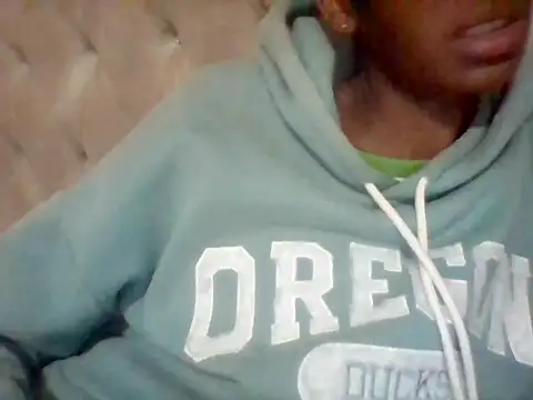 Snapshot of koketsochauke739 chatting on May 6, 5:07 pm koketsochauke739 online show from May 6, 5:07 pm