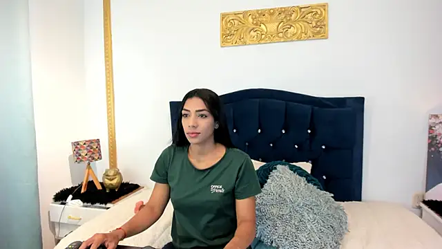 AmberKayleigh online show from April 21, 1:17 pm