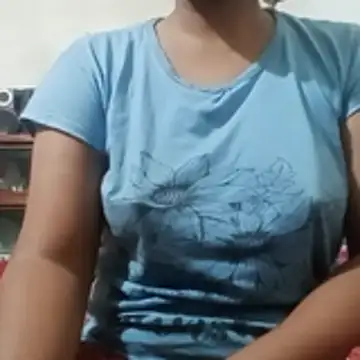Snapshot of Roshni_77 chatting on May 24, 11:48 am Roshni 77 online show from May 24, 11:48 am