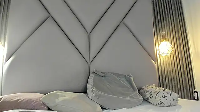lolabunnysc online show from May 29, 12:14 pm