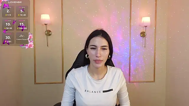 Snapshot of ashleyy__fox chatting on April 28, 7:41 pm ashleyy fox online show from April 28, 7:41 pm