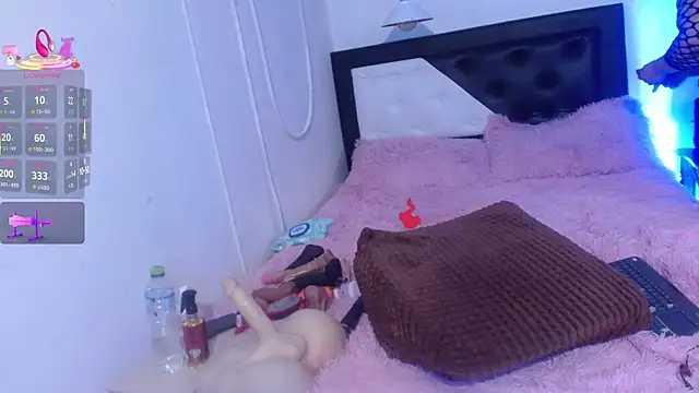 Snapshot of Sweet-Mommy-Milf chatting on July 21, 1:30 am Sweet-Mommy-Milf online show from July 21, 1:30 am