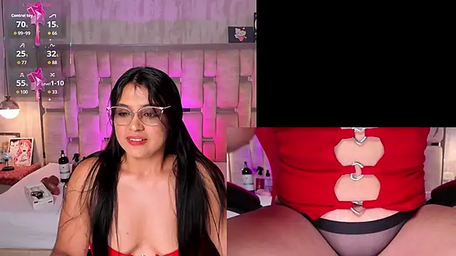 LuciaReid online show from April 24, 1:02 pm