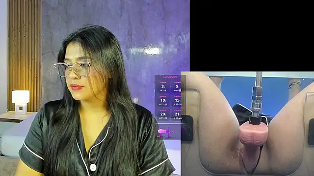 LuciaReid online show from May 8, 12:43 pm