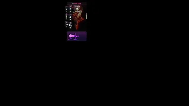 LuciaReid online show from May 20, 1:39 pm