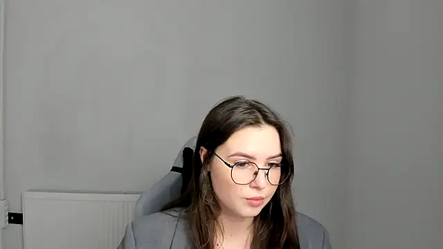 Regina cute  online show from May 13, 11:18 am