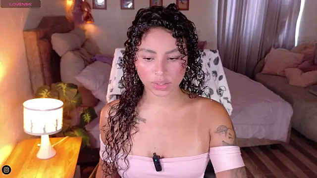Marivimichel s online show from June 9, 4:40 pm