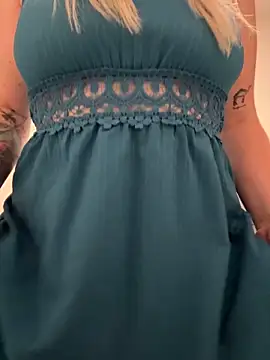 blondgirl xx online show from May 15, 8:27 pm