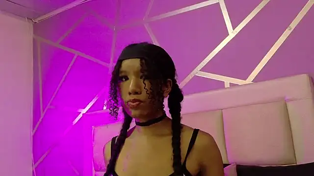 Katalina guzman   online show from May 6, 8:14 pm