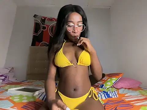 Snapshot of VenusNight_ chatting on July 4, 2:29 am VenusNight online show from July 4, 2:29 am
