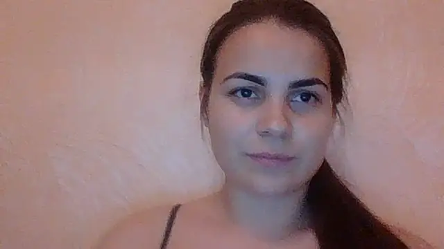 KateXFlower online show from April 19, 5:23 pm