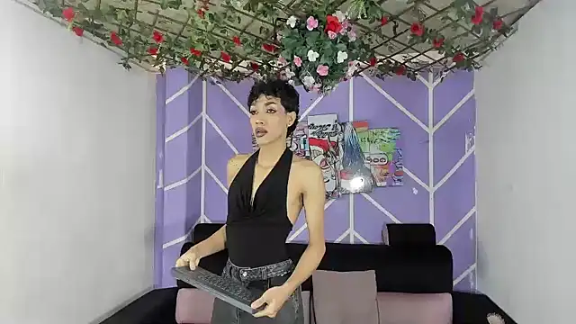 DAHNE HOT  online show from June 21, 1:13 pm
