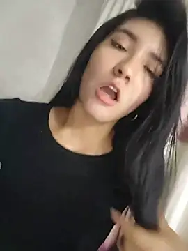 ninaavelvett online show from May 15, 2:07 am