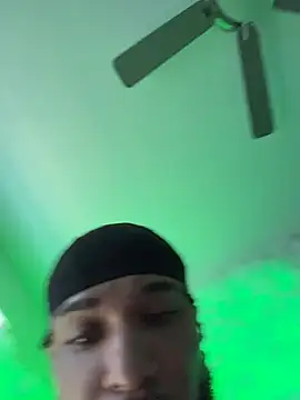 savagemomo online show from July 17, 4:01 pm