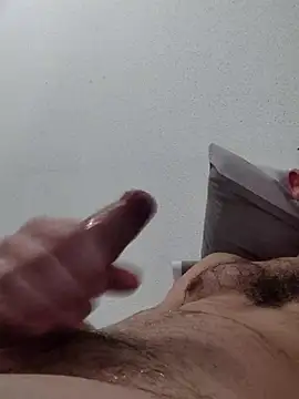 Snapshot of ifyouwant25 chatting on December 7, 10:17 pm ifyouwant25 online show from December 7, 10:17 pm