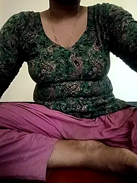 Misty-Meya online show from June 3, 5:32 am