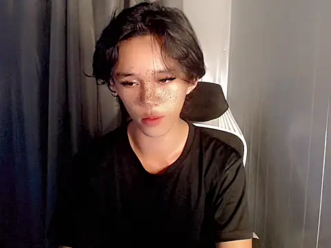 Snapshot of urnaughty_paul chatting on May 10, 6:51 am urnaughty paul online show from May 10, 6:51 am