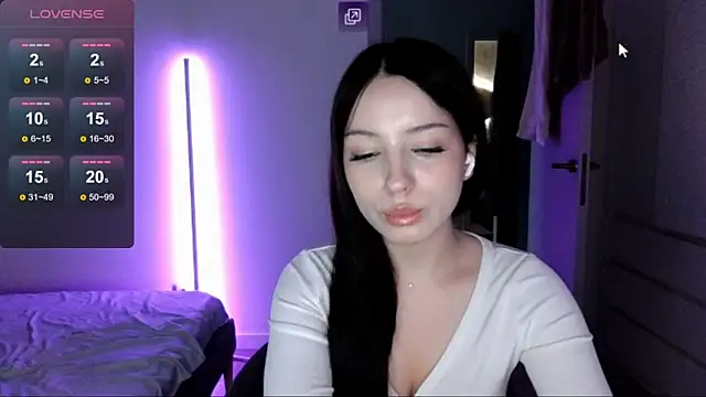 MinSmelcer online show from May 4, 1:29 pm