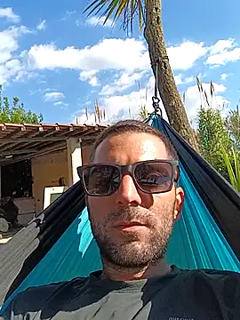 Snapshot of alieno_napoletano chatting on April 30, 2:56 pm alieno napoletano online show from April 30, 2:56 pm