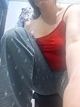 vanezasss online show from June 30, 1:39 am