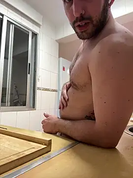 Snapshot of MathiasBellucci chatting on May 12, 8:39 pm MathiasBellucci online show from May 12, 8:39 pm
