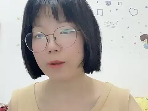 Belle-LL online show from April 29, 3:38 pm