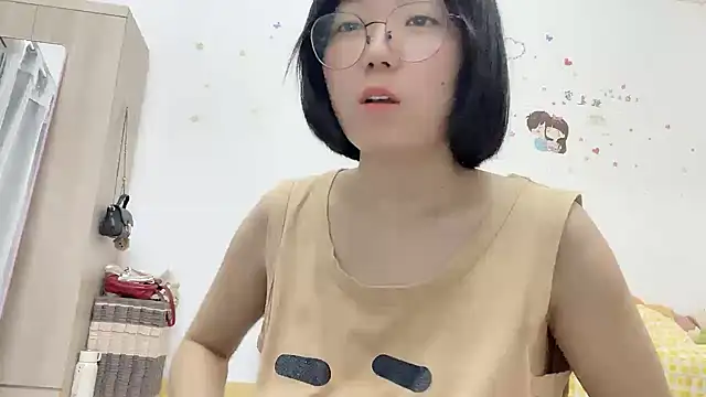 Belle-LL online show from April 29, 5:30 pm