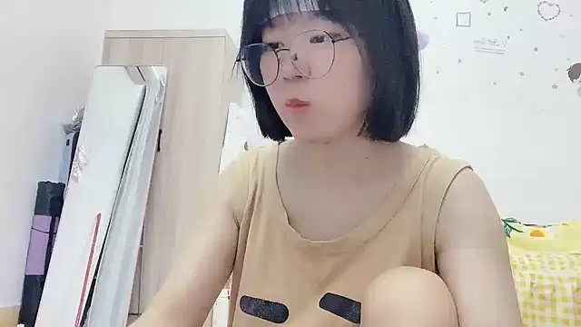 Belle-LL online show from May 27, 2:58 pm