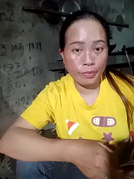 Snapshot of phuongtrinh1 chatting on June 11, 11:08 am phuongtrinh1 online show from June 11, 11:08 am