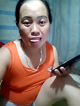 phuongtrinh1 online show from July 22, 1:47 pm