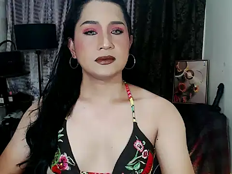 SWEETBELLA69 online show from May 28, 7:00 pm