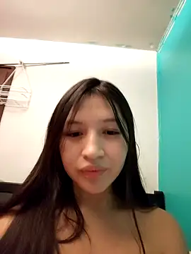Snapshot of HonyHanna chatting on April 20, 8:17 am HonyHanna online show from April 20, 8:17 am