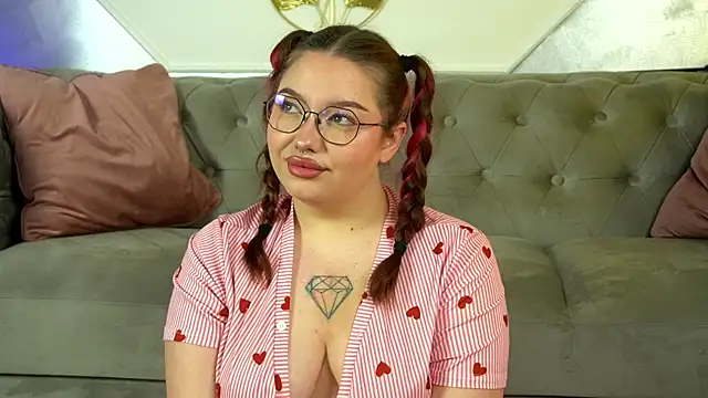 SinfullAngel online show from May 6, 4:52 am