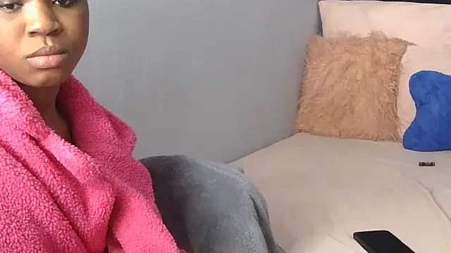 julianaa19 online show from June 29, 12:05 pm