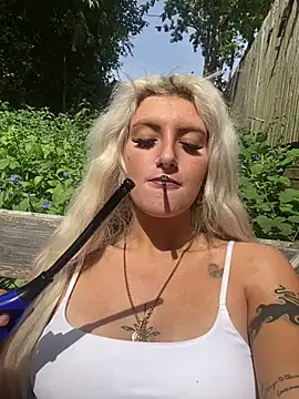 Livistreetxx online show from May 22, 9:48 am