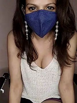 lovelyrosewifey online show from May 4, 11:17 am
