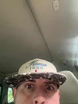 BigDawgzbite69 online show from May 7, 11:48 am