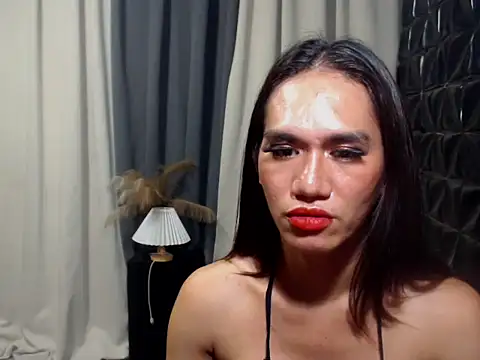 Queen Haliyah online show from May 15, 11:34 pm