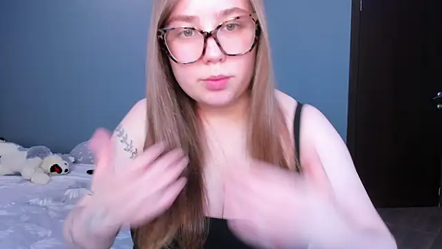 Boobsy girl online show from May 7, 12:54 pm