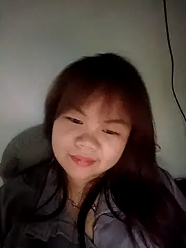 Truxcy1 online show from April 27, 12:47 pm