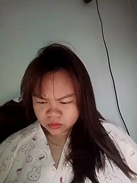 Truxcy1 online show from April 29, 8:26 pm